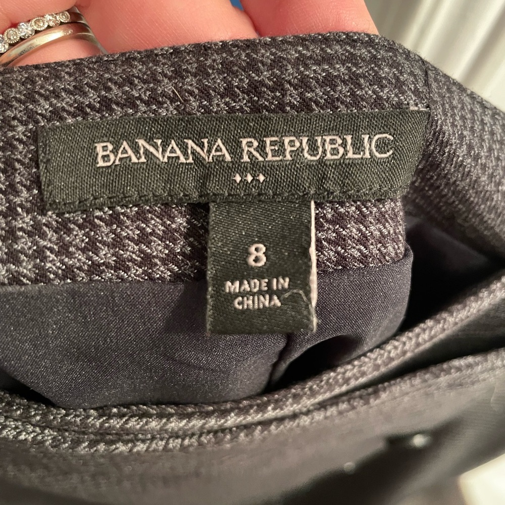 NWOT- Banana Republic wrap skirt size 8 - Picture 2 of 6